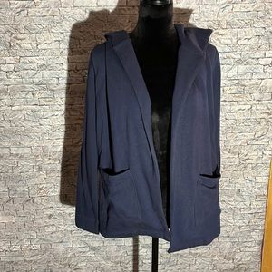 NWT lift jersey material hoodie with pockets no zipper navy blue size small